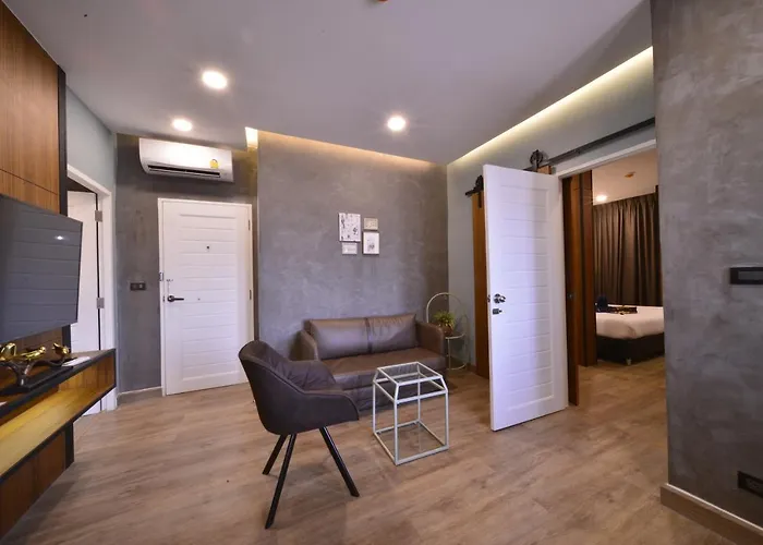 Sureena Hotel